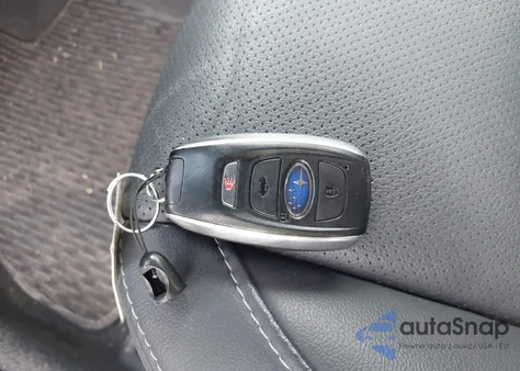 2017 Subaru Outback 2.5I Limited z USA, uszkodzony, nr VIN 4S4BSANC3H3350630